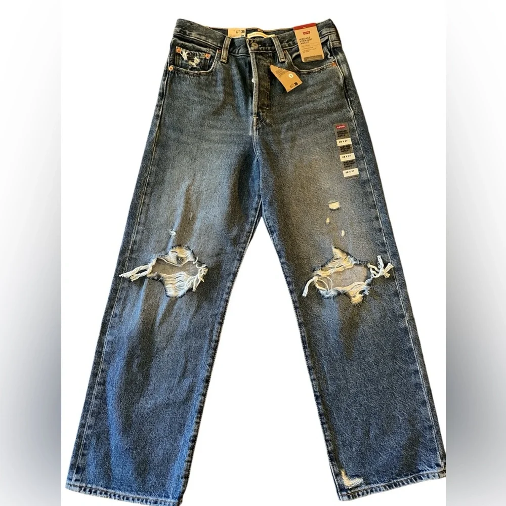 NWT woman’s Levi’s ribcage straight ankle distressed jeans 👖 size 28 - Picture 1 of 8